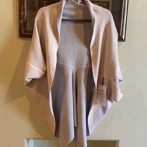 Lululemon reversible exaltation wrap